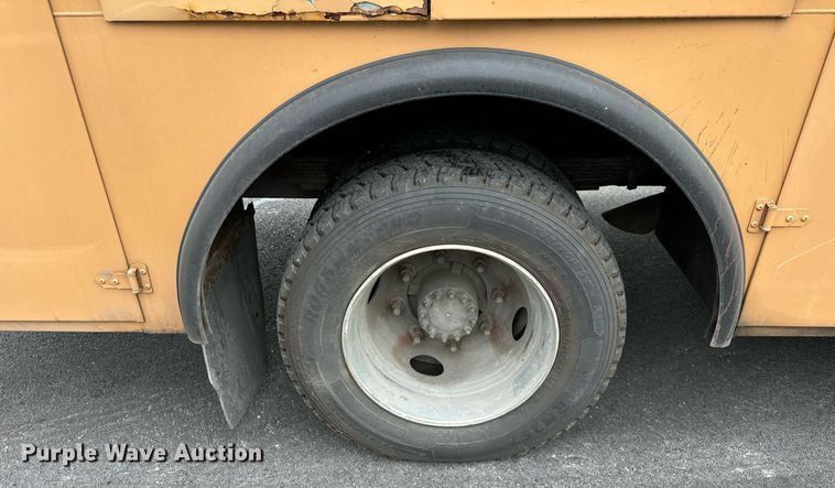 image for item DV5947 2008 GMC C5500 utility / service truck