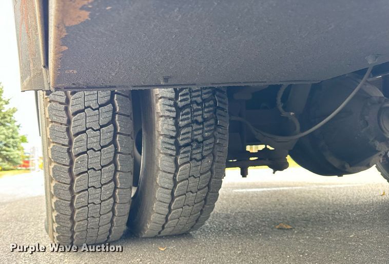 image for item DV5947 2008 GMC C5500 utility / service truck