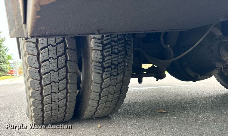 image for item DV5947 2008 GMC C5500 utility / service truck