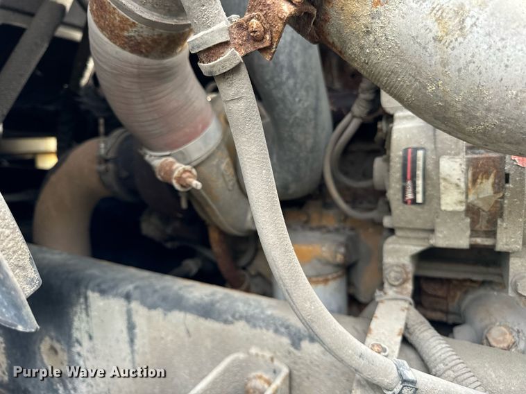 image for item DV5948 2004 Ford  F650 Super Duty  XL  utility / service truck