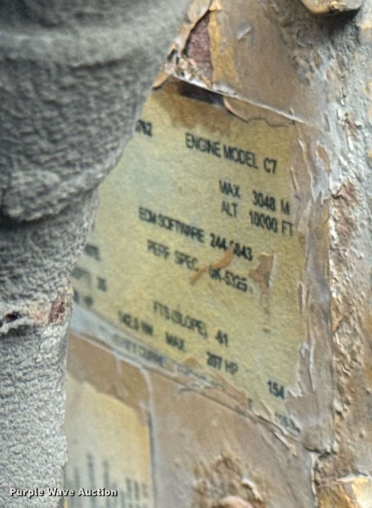 image for item DV5948 2004 Ford  F650 Super Duty  XL  utility / service truck