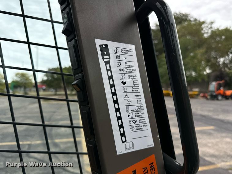 image for item DV5950 2016 Case SV280 skid steer loader