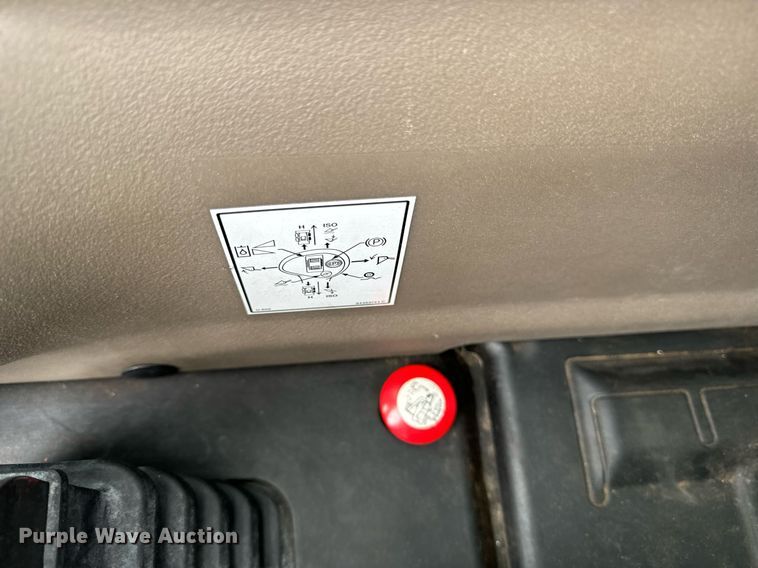 image for item DV5950 2016 Case SV280 skid steer loader