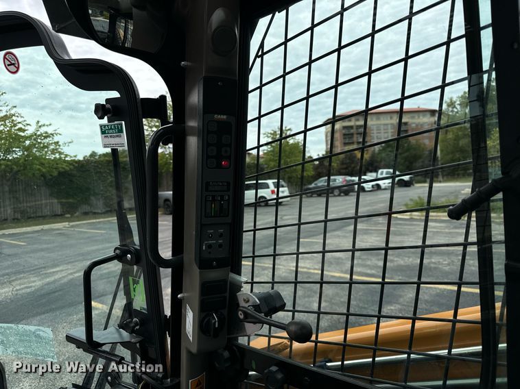 image for item DV5950 2016 Case SV280 skid steer loader