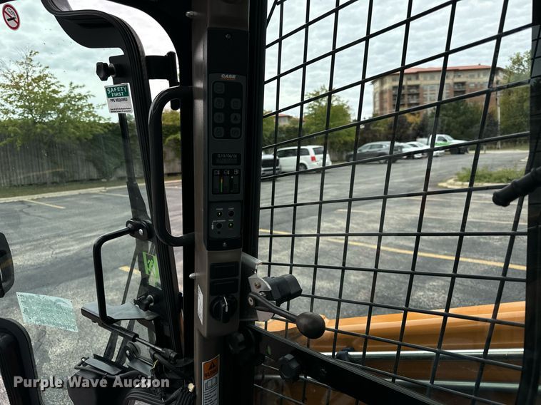 image for item DV5950 2016 Case SV280 skid steer loader