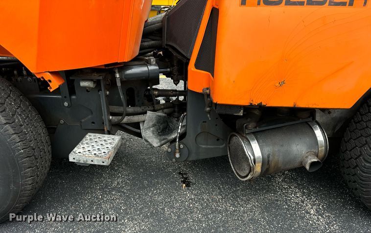 image for item DV5952 Holder C480 municipal tractor