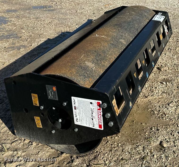 image for item DV5972 2022 Mower king  SSVR72 skid steer vibratory roller