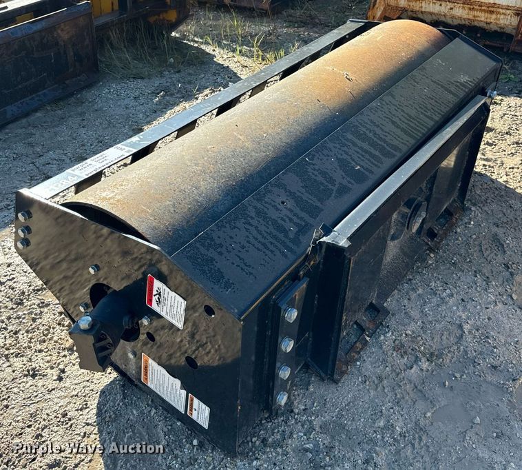 image for item DV5972 2022 Mower king  SSVR72 skid steer vibratory roller