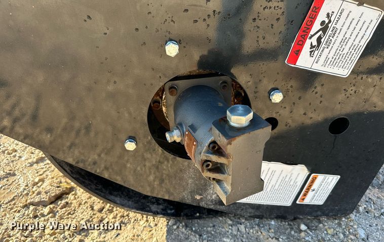 image for item DV5972 2022 Mower king  SSVR72 skid steer vibratory roller