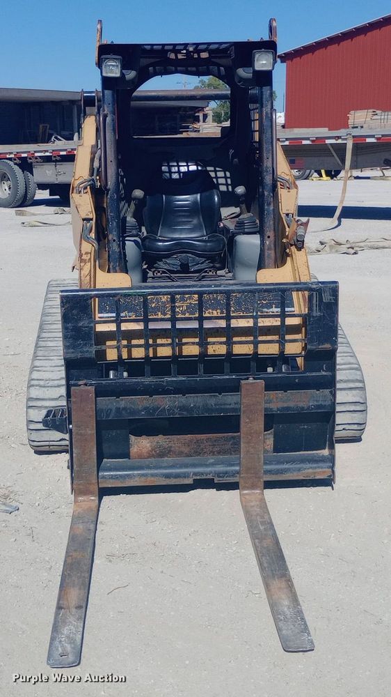 image for item DW0750 2007 Caterpillar  257B tracked skid steer loader