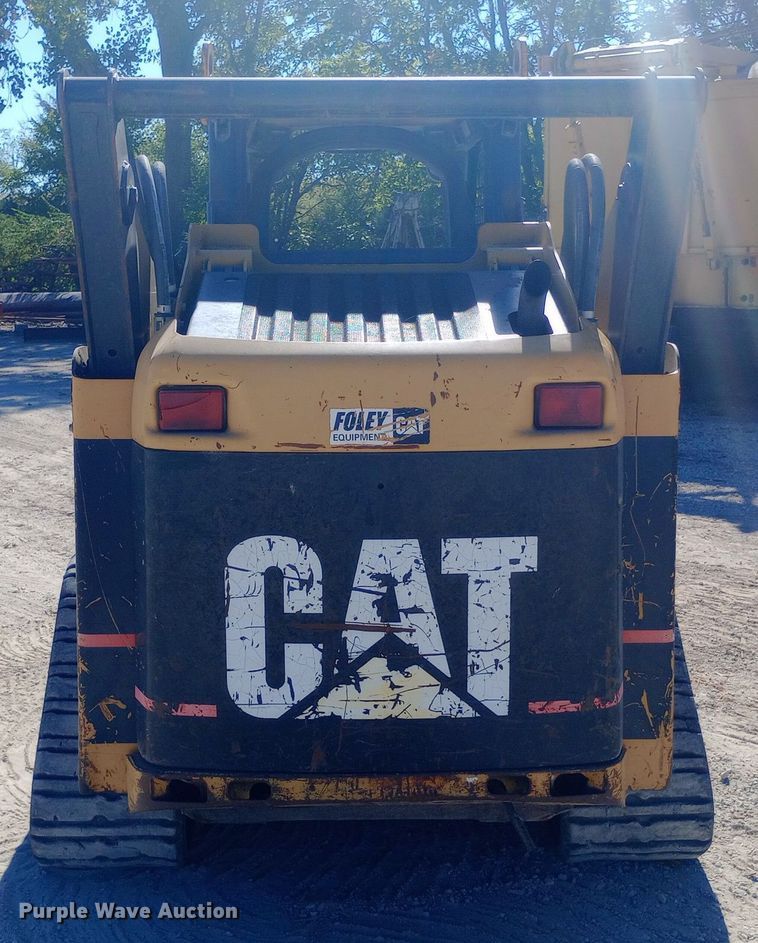 image for item DW0750 2007 Caterpillar  257B tracked skid steer loader