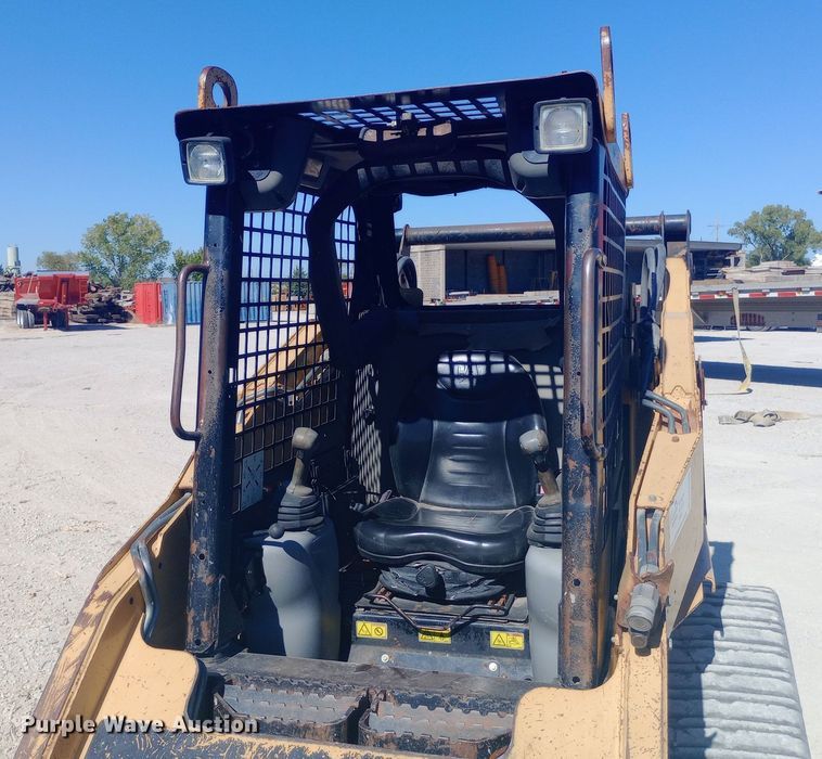 image for item DW0750 2007 Caterpillar  257B tracked skid steer loader