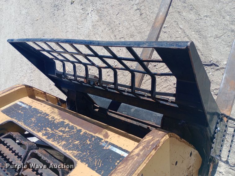 image for item DW0750 2007 Caterpillar  257B tracked skid steer loader