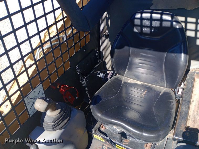 image for item DW0750 2007 Caterpillar  257B tracked skid steer loader