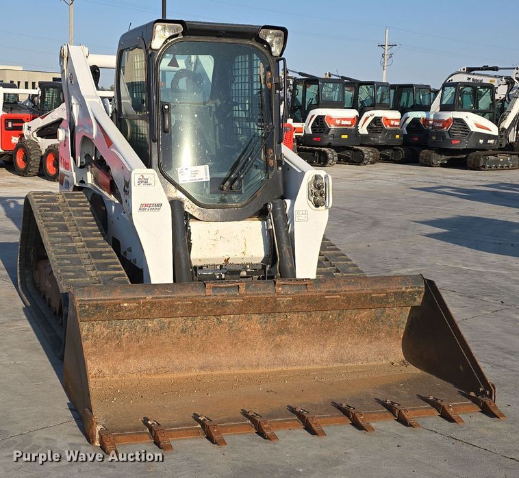image for item DW3782 2019 Bobcat T870 tracked skid steer loader