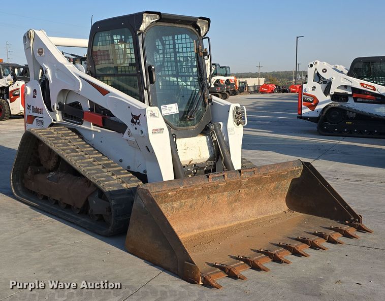 image for item DW3782 2019 Bobcat T870 tracked skid steer loader