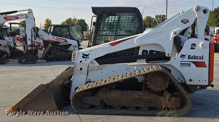 image for item DW3782 2019 Bobcat T870 tracked skid steer loader