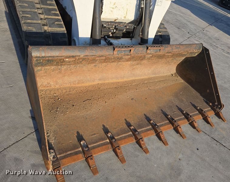image for item DW3782 2019 Bobcat T870 tracked skid steer loader