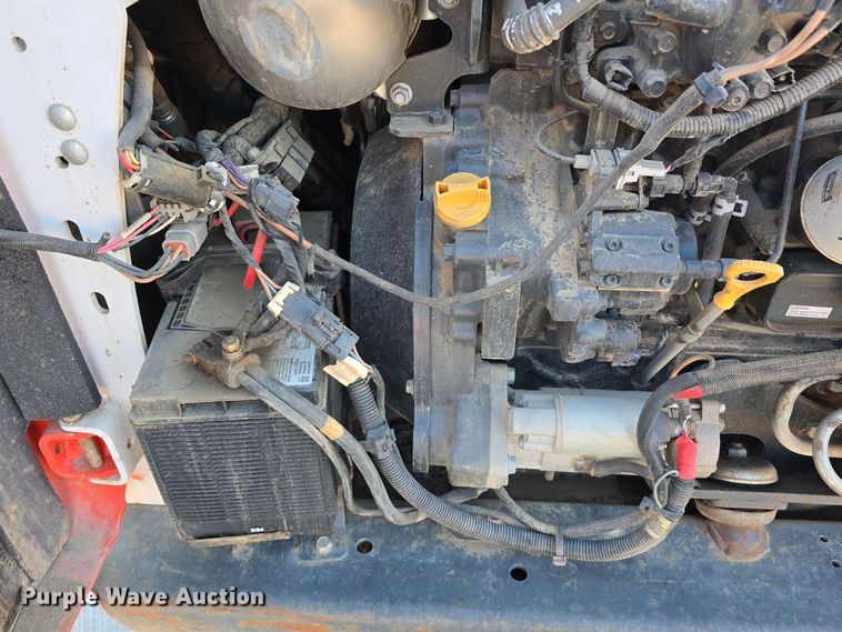 image for item DW3782 2019 Bobcat T870 tracked skid steer loader