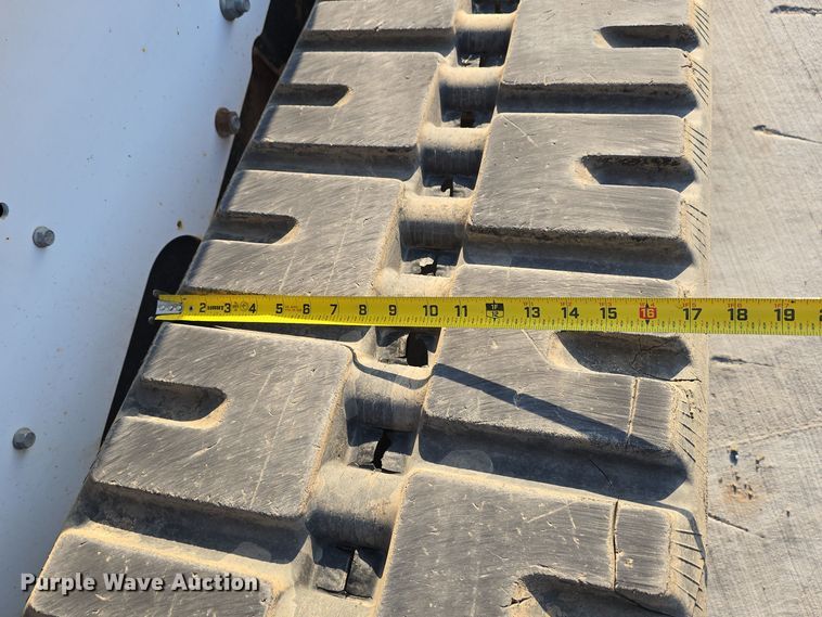 image for item DW3782 2019 Bobcat T870 tracked skid steer loader