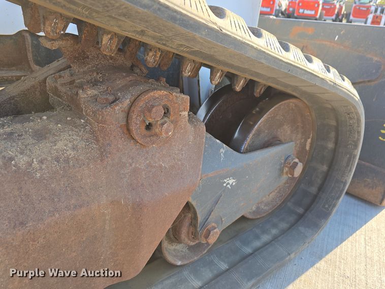 image for item DW3782 2019 Bobcat T870 tracked skid steer loader