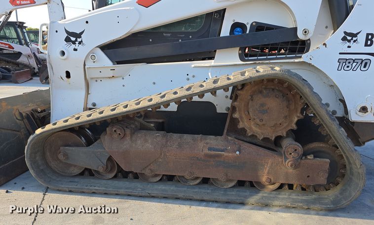 image for item DW3782 2019 Bobcat T870 tracked skid steer loader