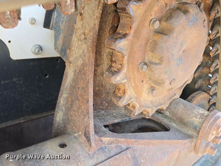 image for item DW3782 2019 Bobcat T870 tracked skid steer loader