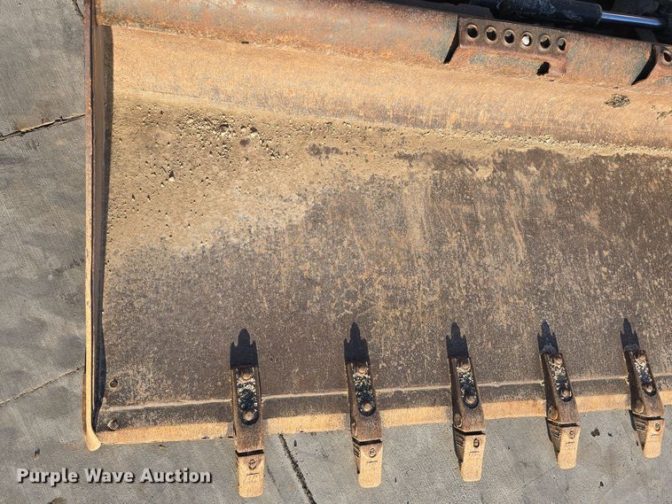 image for item DW3783 2021 Bobcat T66 tracked skid steer loader