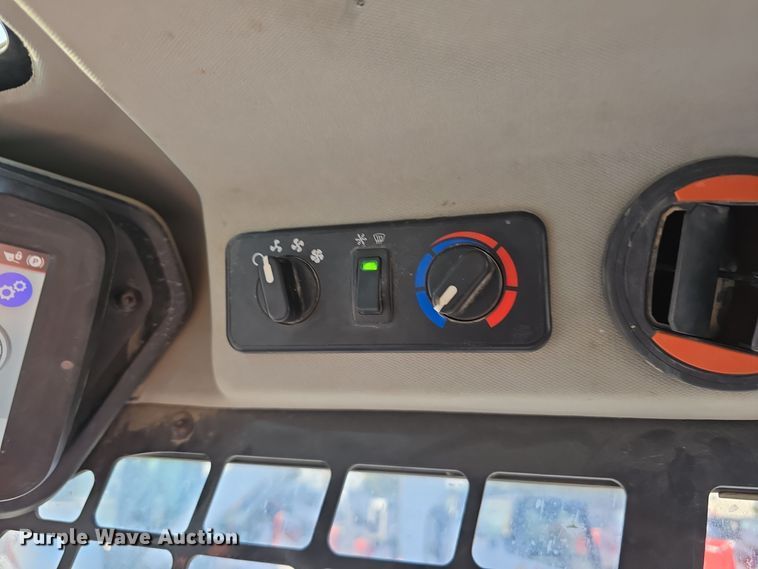 image for item DW3783 2021 Bobcat T66 tracked skid steer loader