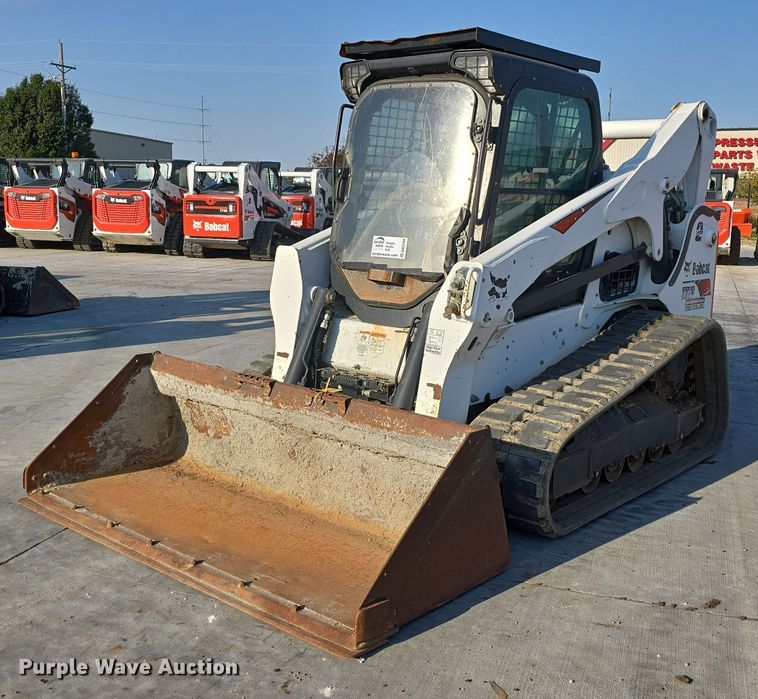 image for item DW3784 2019 Bobcat T770 tracked skid steer loader