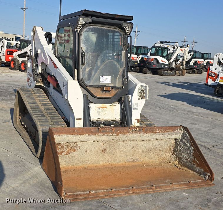 image for item DW3784 2019 Bobcat T770 tracked skid steer loader