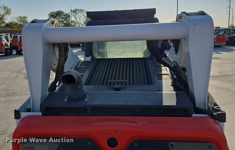 image for item DW3784 2019 Bobcat T770 tracked skid steer loader