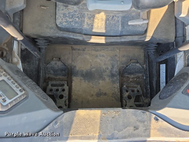 image for item DW3784 2019 Bobcat T770 tracked skid steer loader