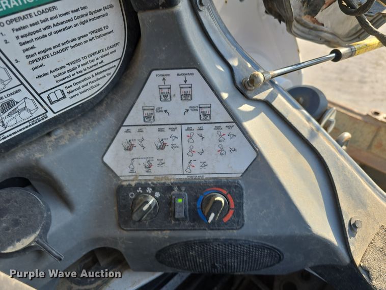 image for item DW3784 2019 Bobcat T770 tracked skid steer loader