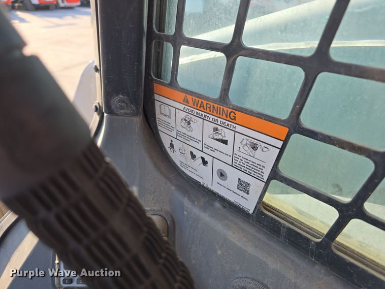 image for item DW3784 2019 Bobcat T770 tracked skid steer loader