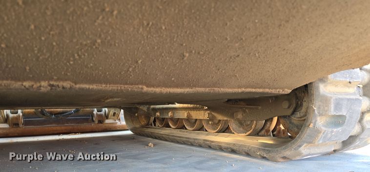 image for item DW3784 2019 Bobcat T770 tracked skid steer loader