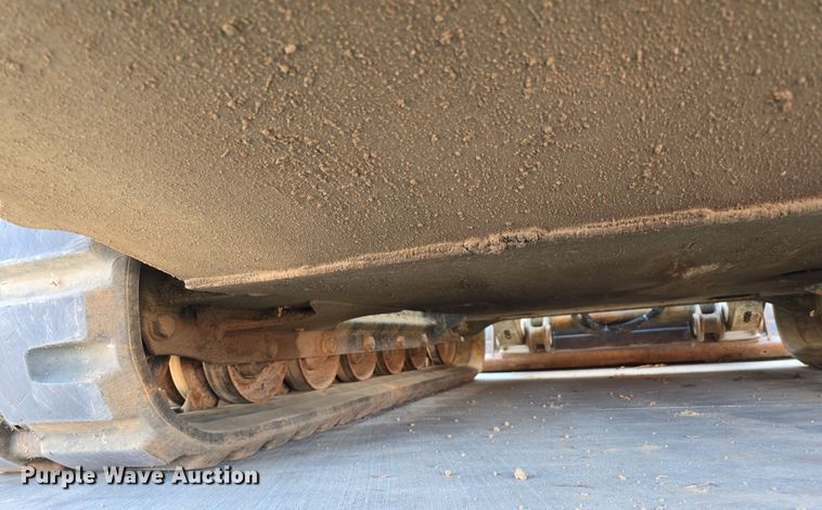 image for item DW3784 2019 Bobcat T770 tracked skid steer loader