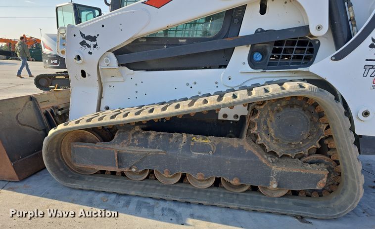 image for item DW3784 2019 Bobcat T770 tracked skid steer loader