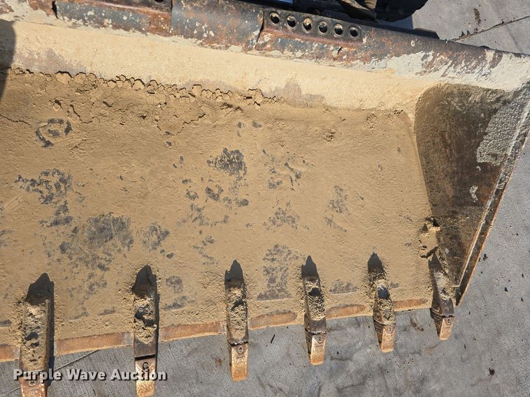 image for item DW3785 2021 Bobcat T66 tracked skid steer loader