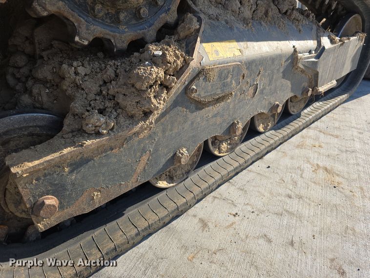 image for item DW3785 2021 Bobcat T66 tracked skid steer loader