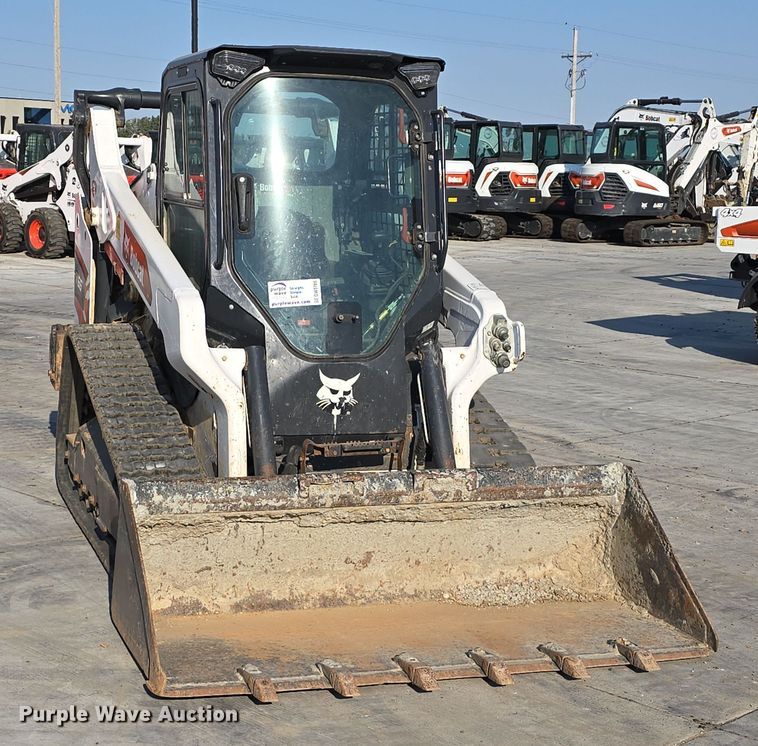image for item DW3786 2021 Bobcat T66 tracked skid steer loader