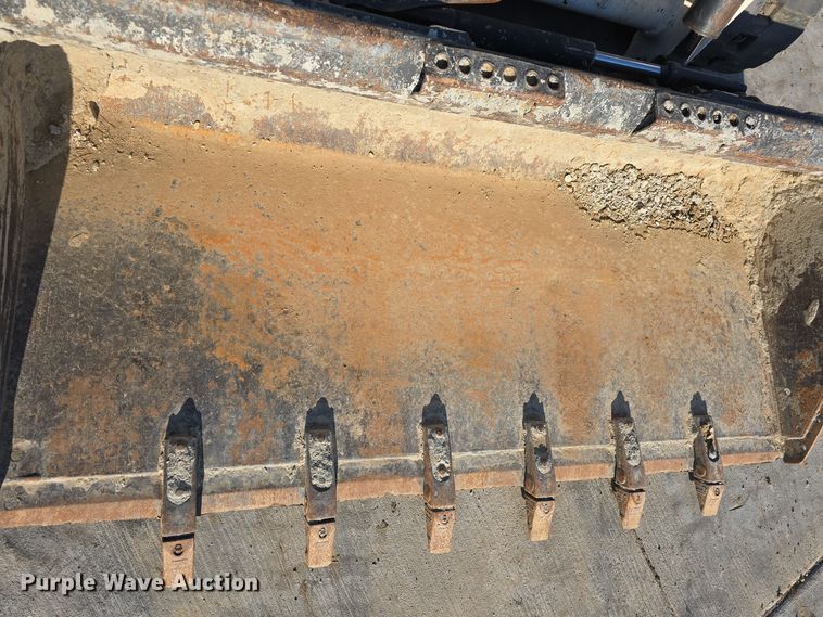 image for item DW3786 2021 Bobcat T66 tracked skid steer loader