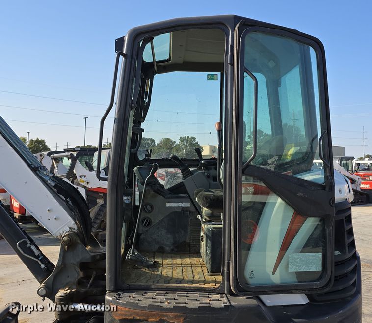 image for item DW3787 2020 Bobcat E42 R2-Series mini excavator
