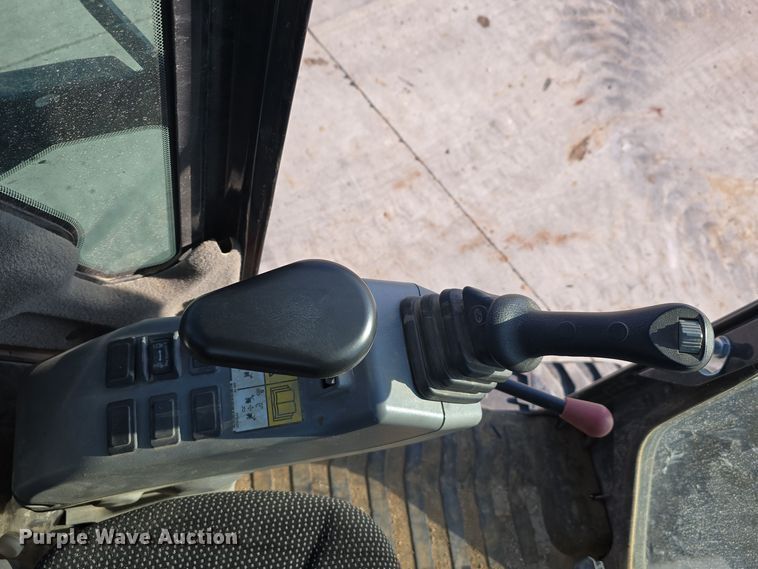 image for item DW3787 2020 Bobcat E42 R2-Series mini excavator