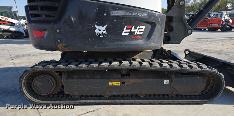image for item DW3787 2020 Bobcat E42 R2-Series mini excavator