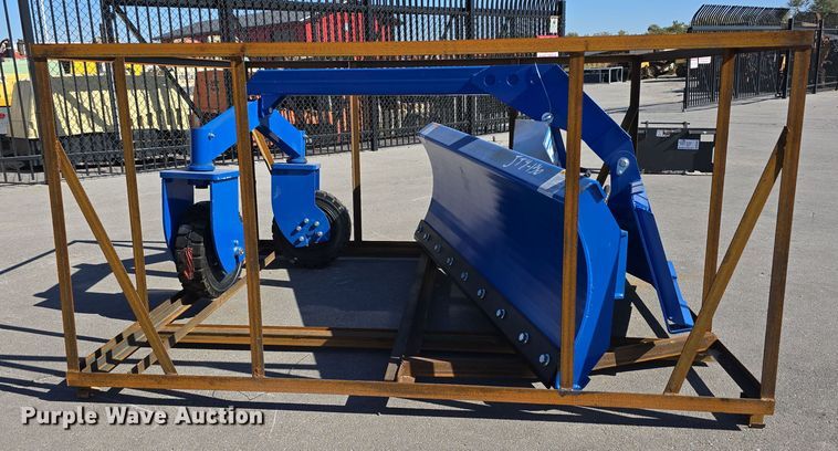 image for item DW3822 2024 TopCat SSSG72 skid steer grader