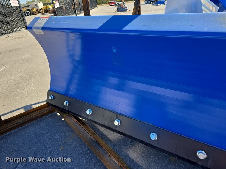 image for item DW3822 2024 TopCat SSSG72 skid steer grader