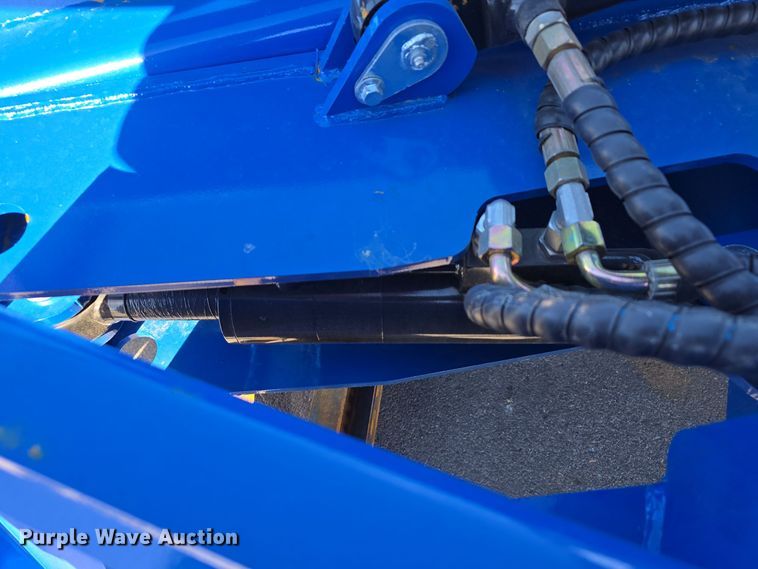 image for item DW3822 2024 TopCat SSSG72 skid steer grader