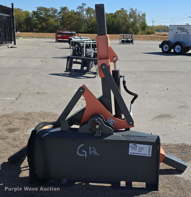 image for item DW3824 2023 RayTree Attachments RMTG70 skid steer tire grabber