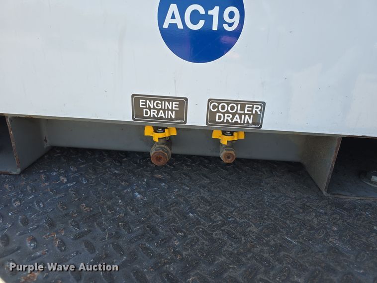 image for item DW3835 2020 Sullivan Palatek D210UHJD4PT0W air compressor